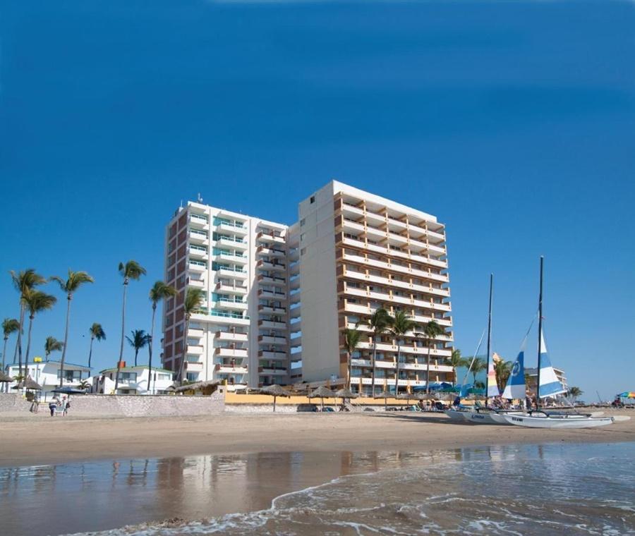Flores Resort 3*