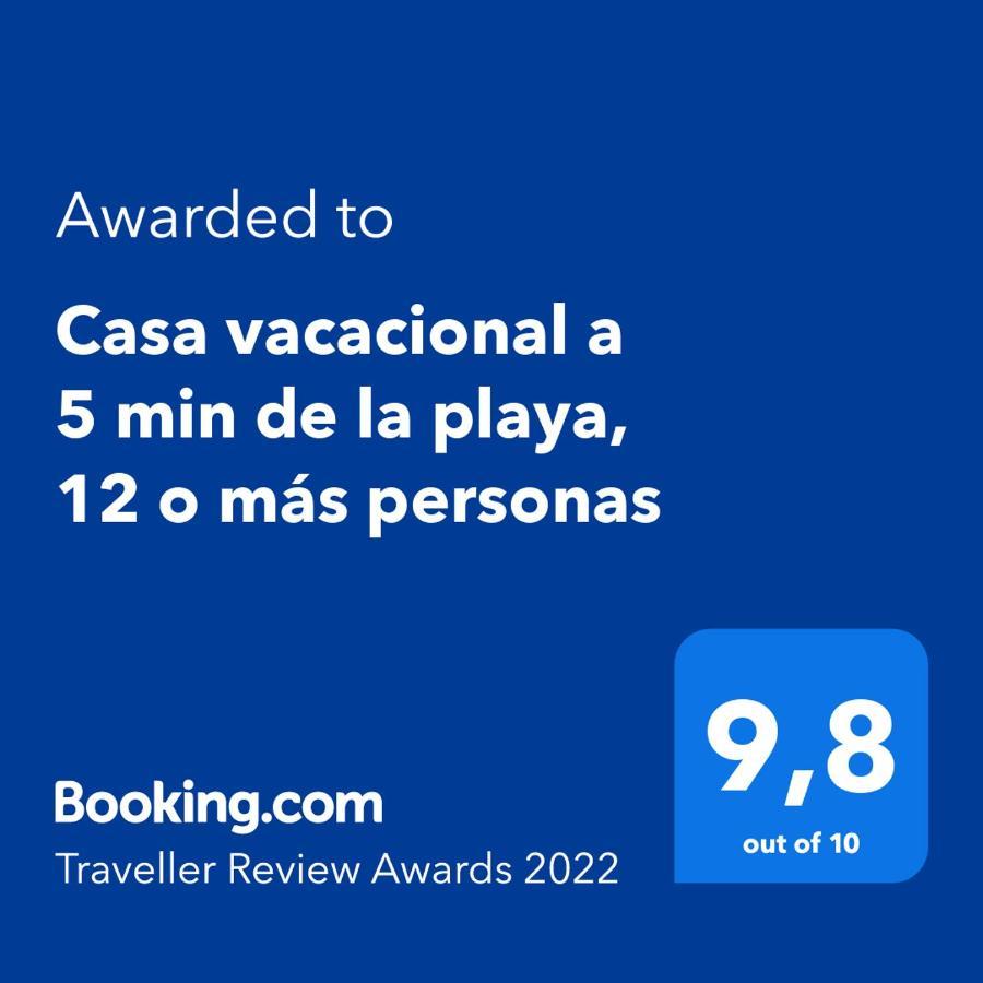 Casa Vacacional A 5 Min De La Playa, 12 O Más Personas *