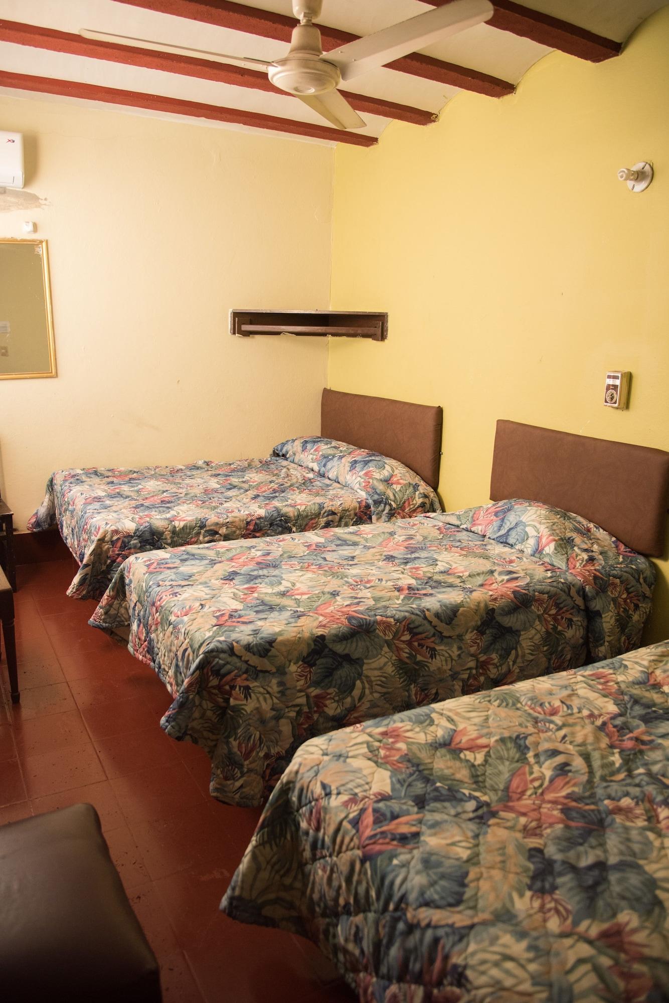 Esperanza Hotel