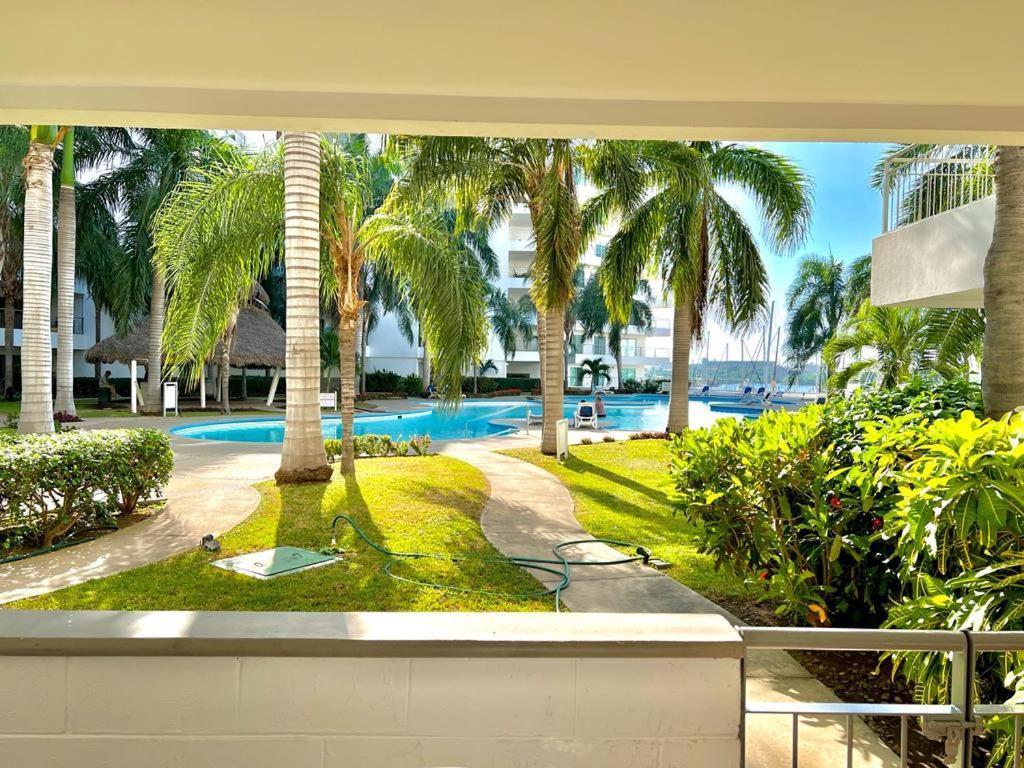 Costa Veleros Marina 101 Apartment *