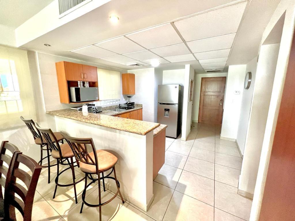 Costa Veleros Marina 101 Apartment