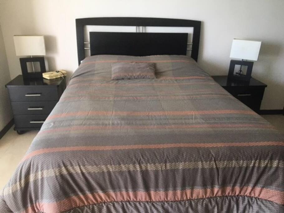 Beautiful 3 Bedroom, Fully Furnished, On The