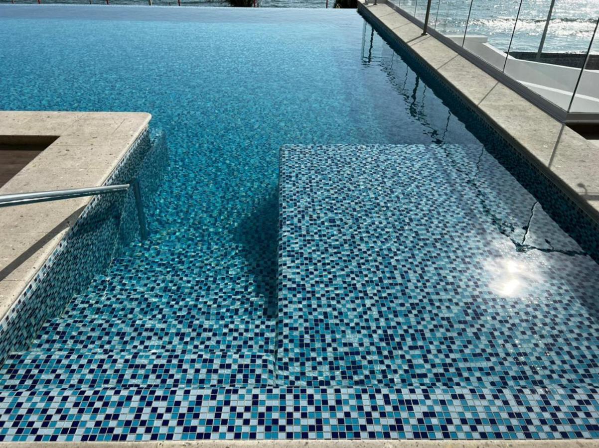 Luxury En Malecon, Alberca Infinity & Jacuzzi *