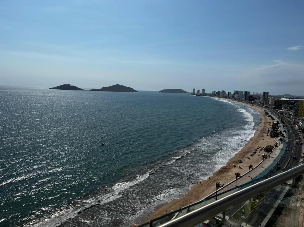 Luxury En Malecon, Alberca Infinity & Jacuzzi * Mazatlan