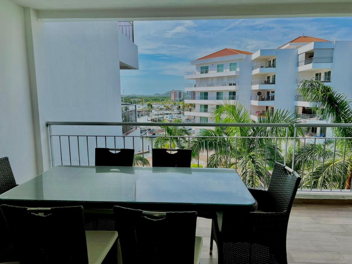 Costa Veleros Marina 5003 Apartment