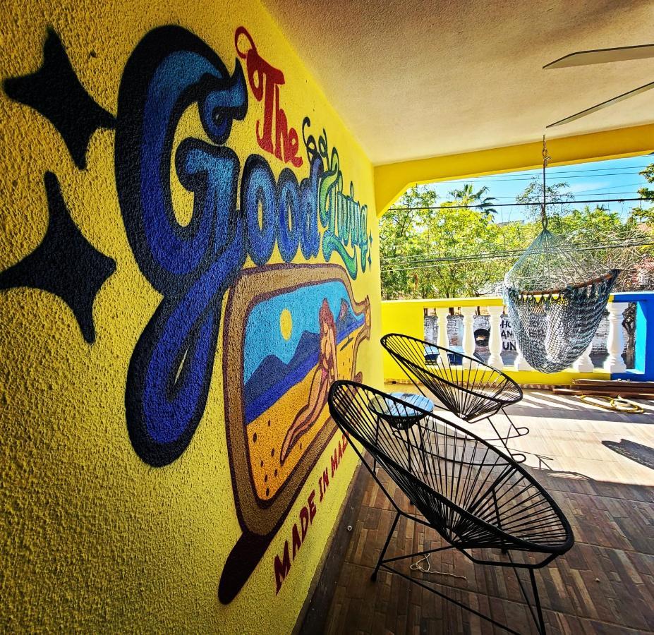 Sundaze Hostal