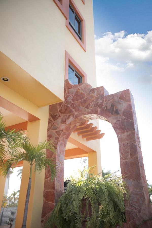 Conquistador Hotel 3*