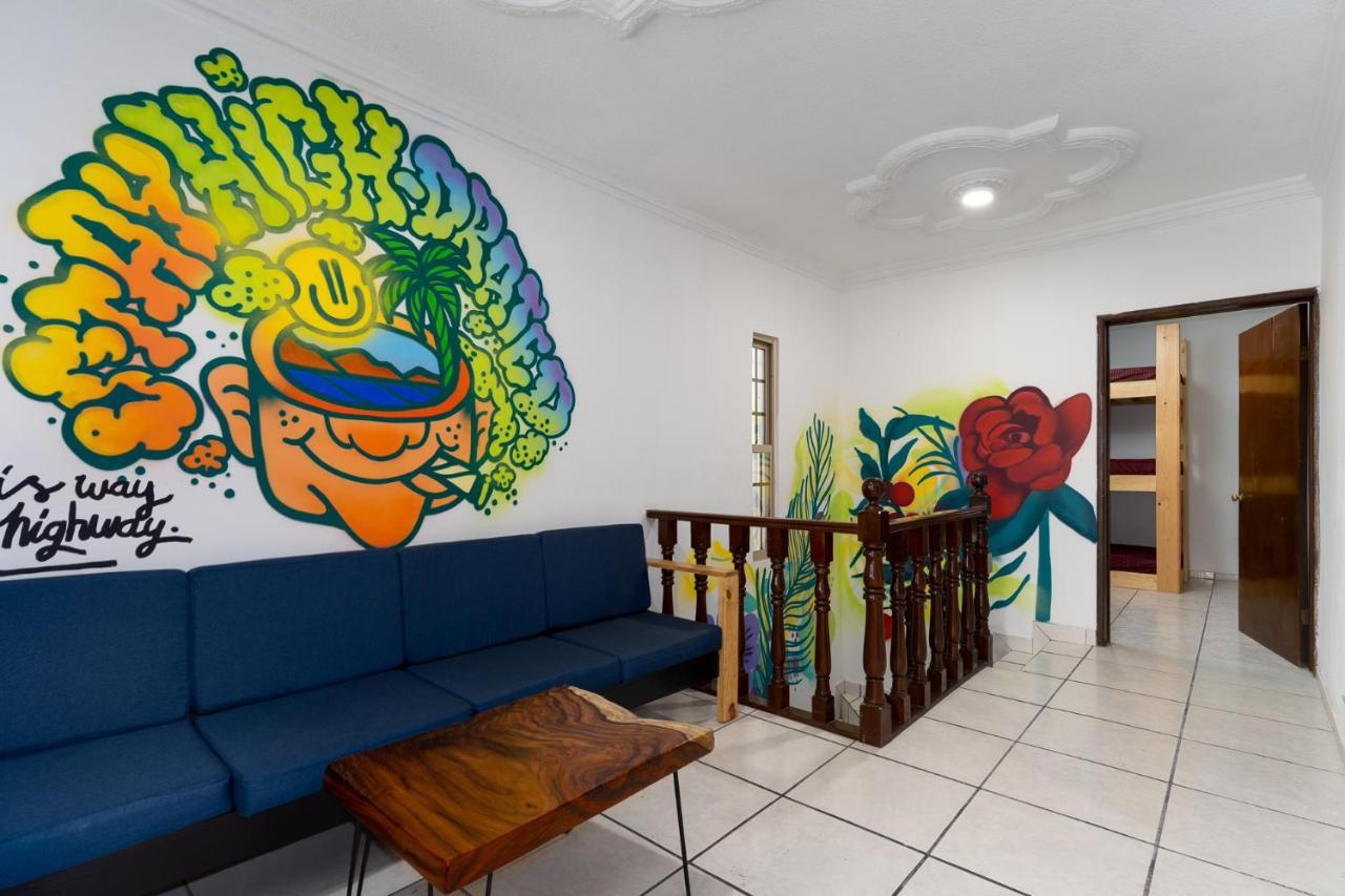 Hostal Sundaze Mazatlán