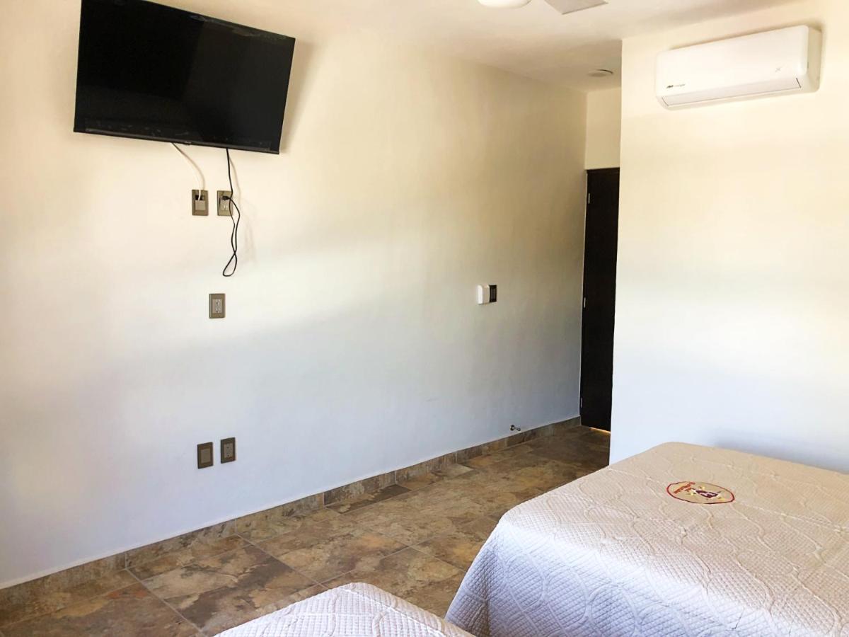 Conquistador Hotel