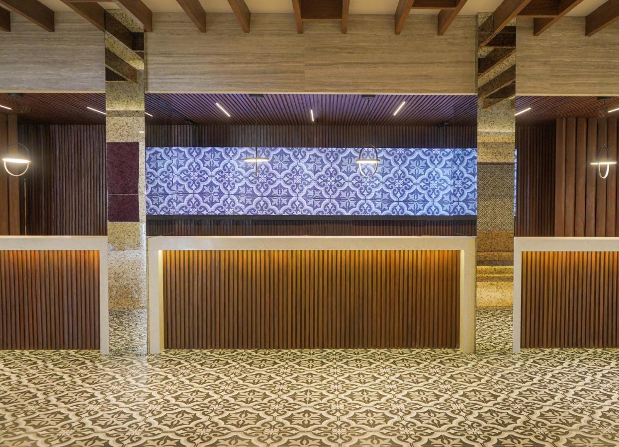 Pacific Palace Tower Hotel
