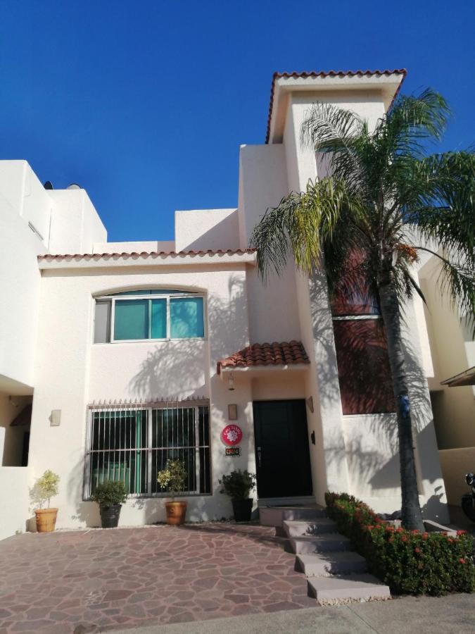 Casa Dahlia 2 Bed & Breakfast Mazatlan