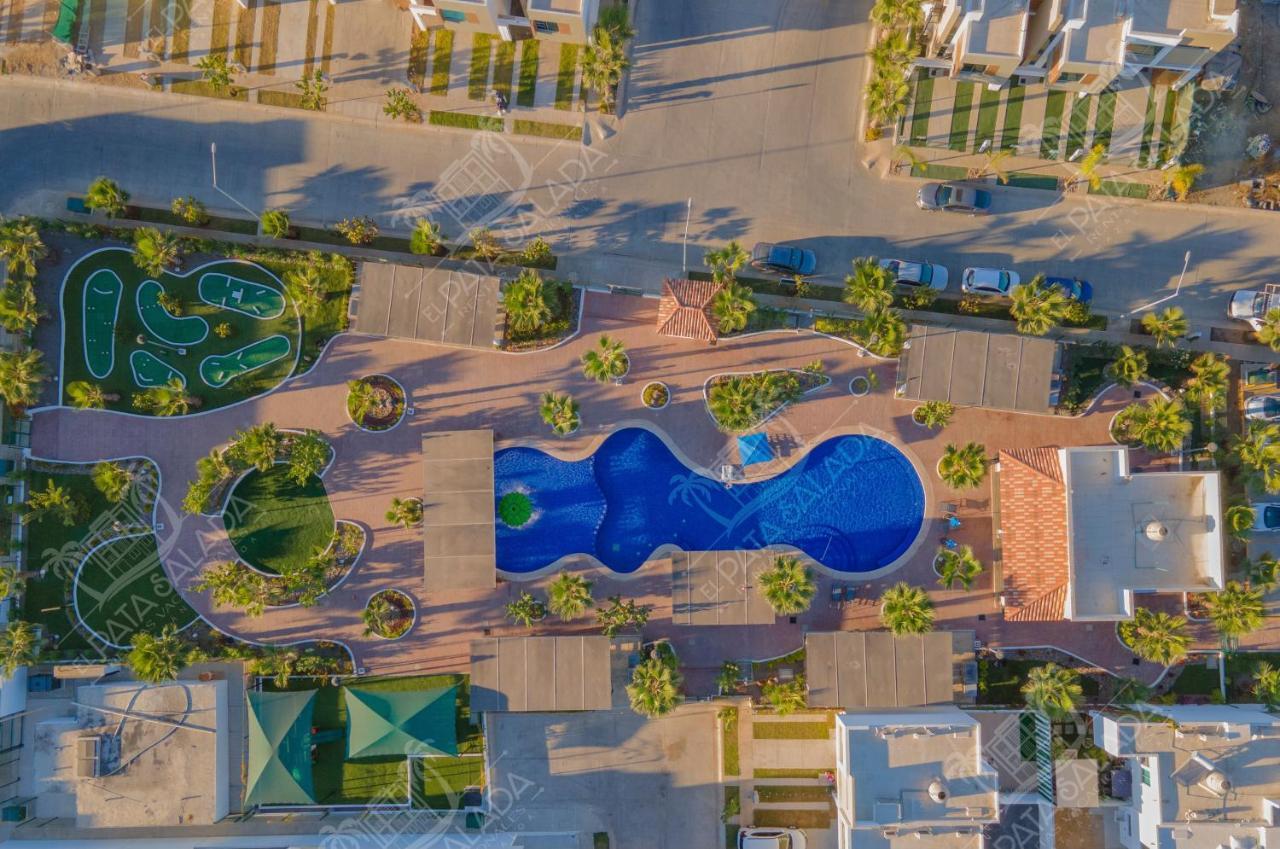 Planta Baja, A 10 Minutos De La Playa, Gran Alberca Y Mini Golf!! *