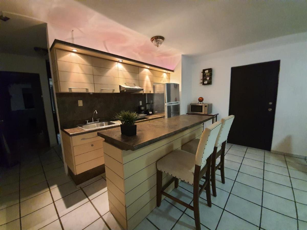 Zona Dorada Aparthotel *