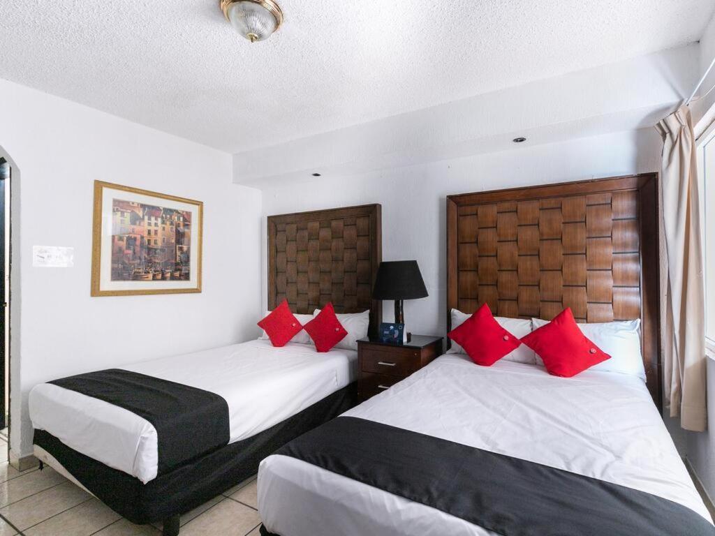 Zona Dorada Aparthotel *