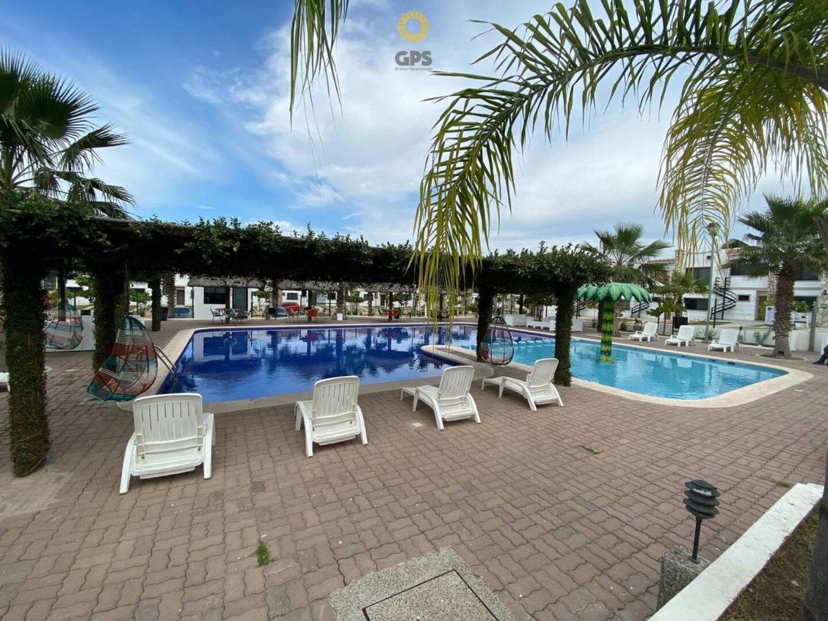 Hermosa Familiar Pool ,cerca De Playa By G P S Rentas Apartment