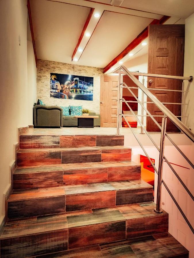 Hostal La Casa De Madera Mazatlan