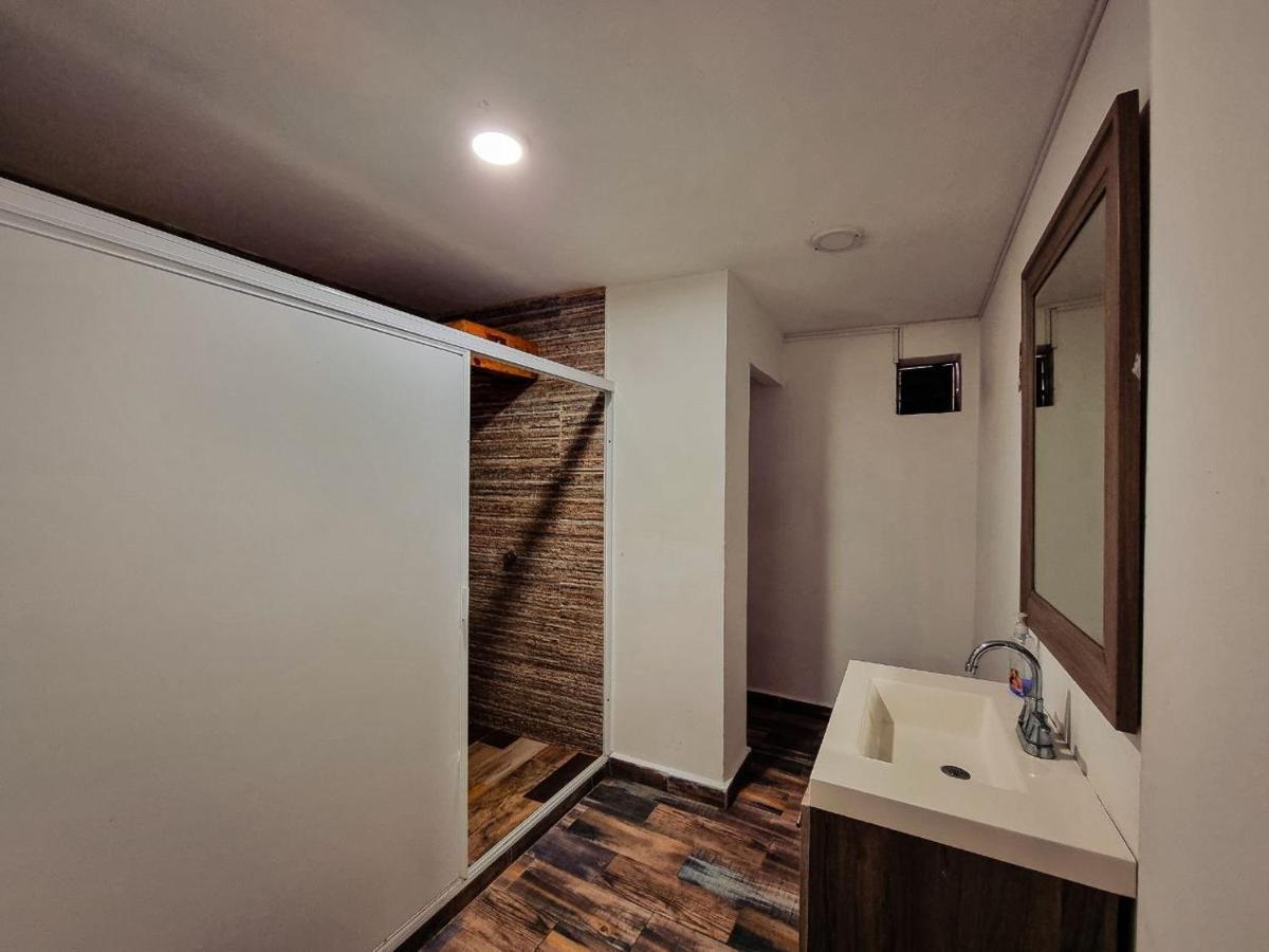 Hostal La Casa De Madera Mazatlan