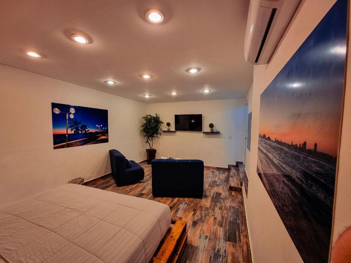 Hostal La Casa De Madera Guest house Mazatlan