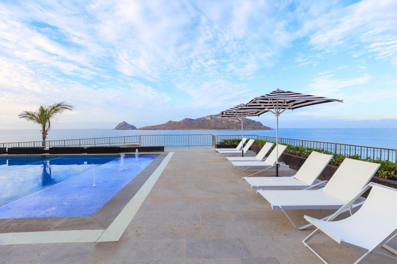 Courtyard By Marriott Hotel 5*