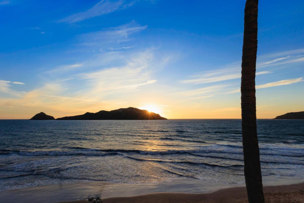 Courtyard By Marriott Hotel Mazatlan