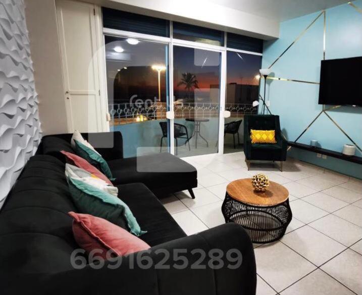 Apartment Miramar, En Malecon Frente A La Playa