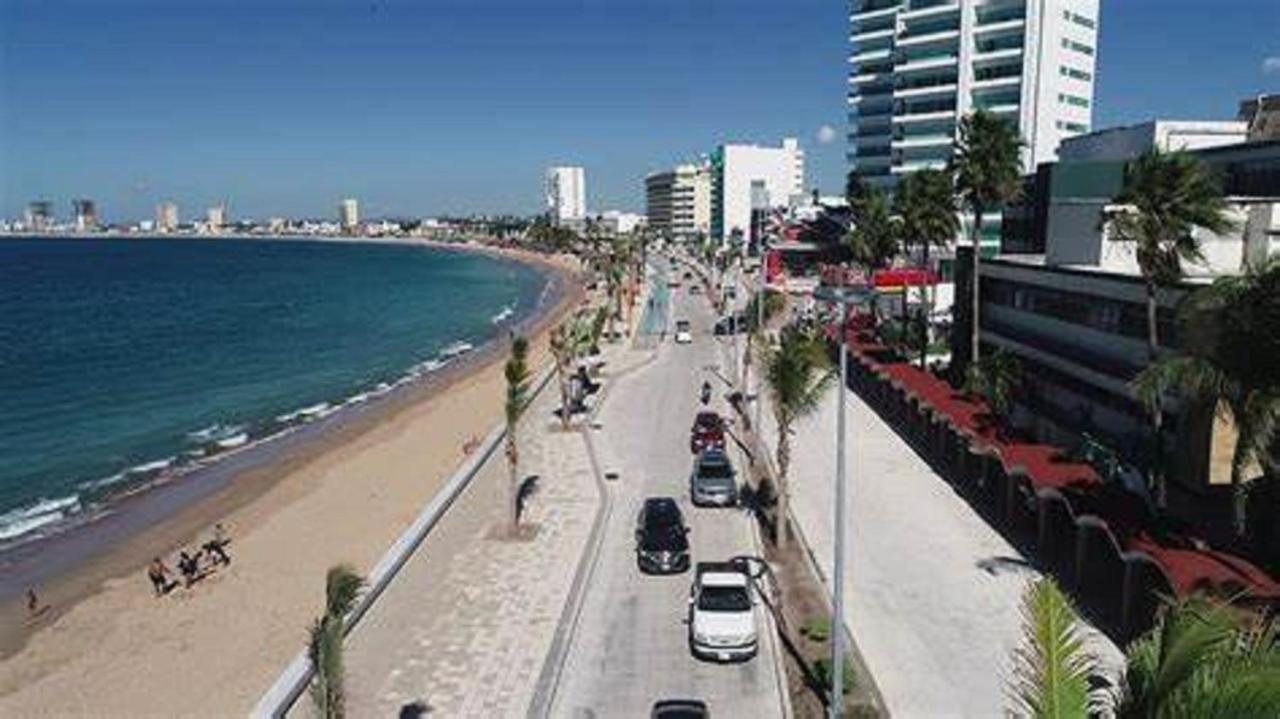 Departamento El Tesoro #1 - Azul Turquesa - 3 Min Malecon Apartamento
