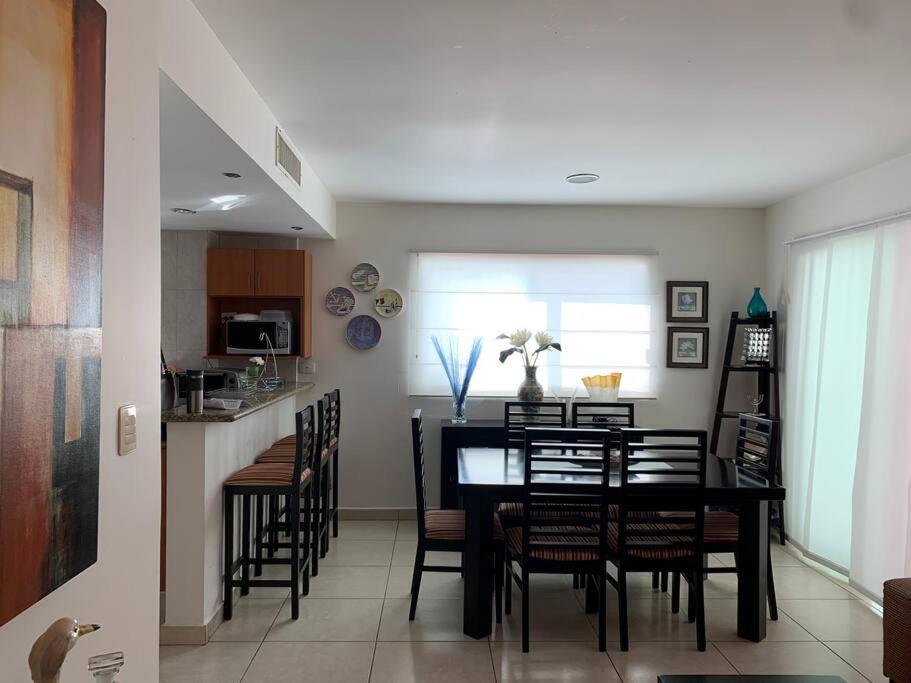 C/ Alberca Y Vista A Marina Apartment Mazatlan