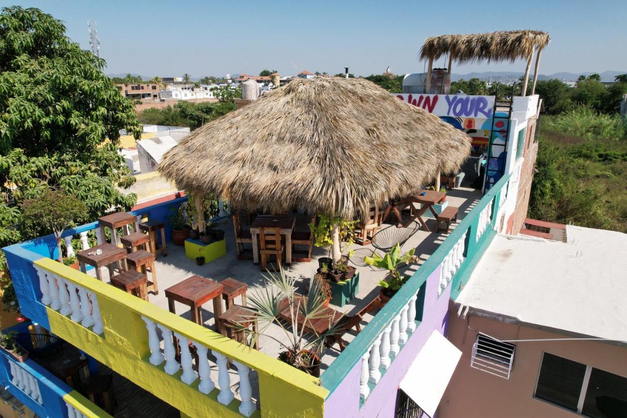 Sundaze Hostal