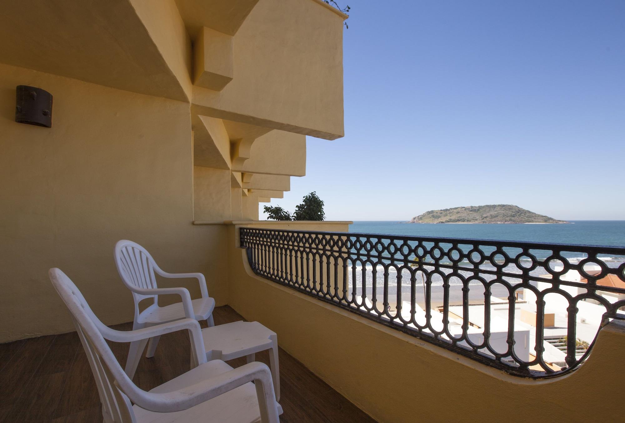 Royal Resort
