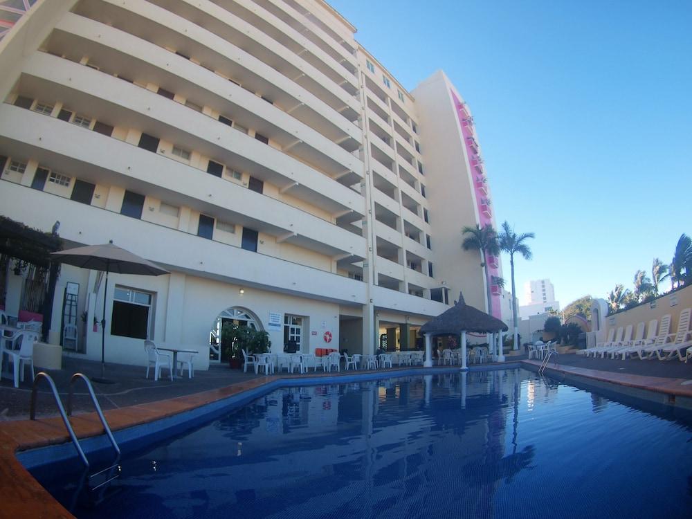 Hotel Hacienda Sea View