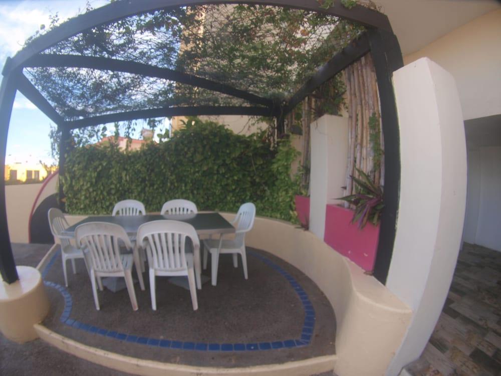 Hotel Hacienda Sea View 3*