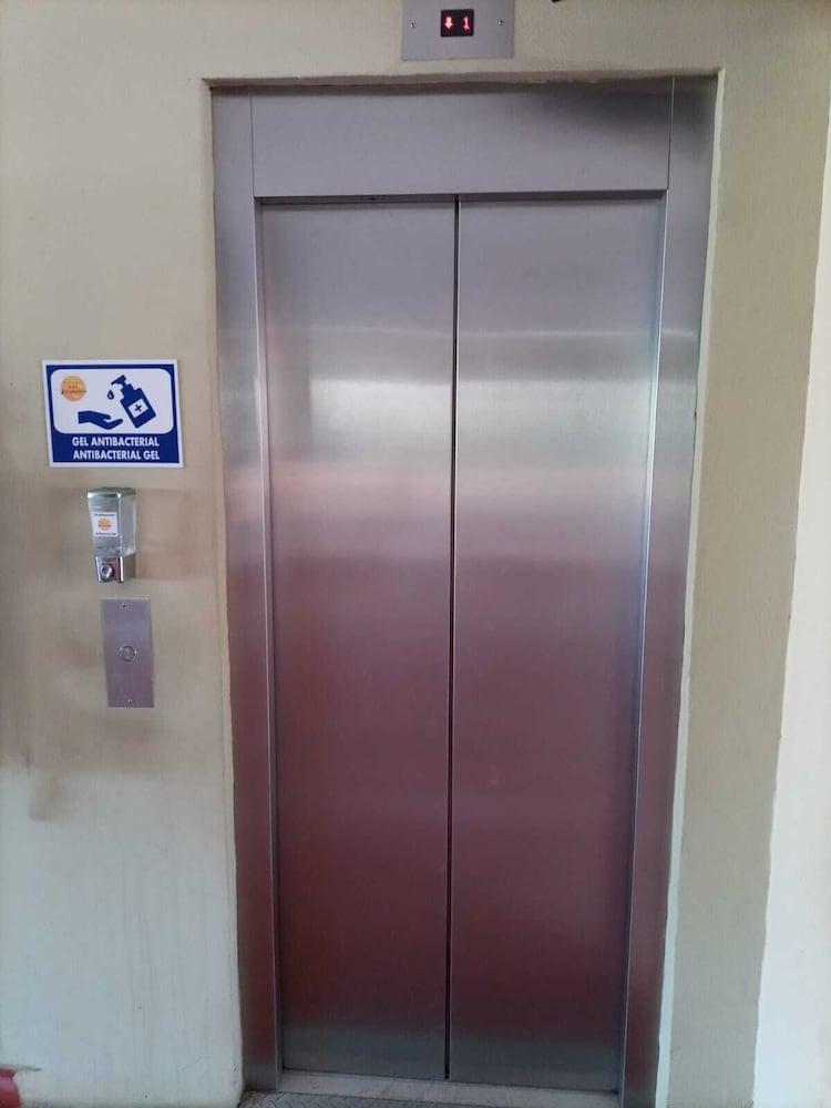 Jacarandas Hotel 3*