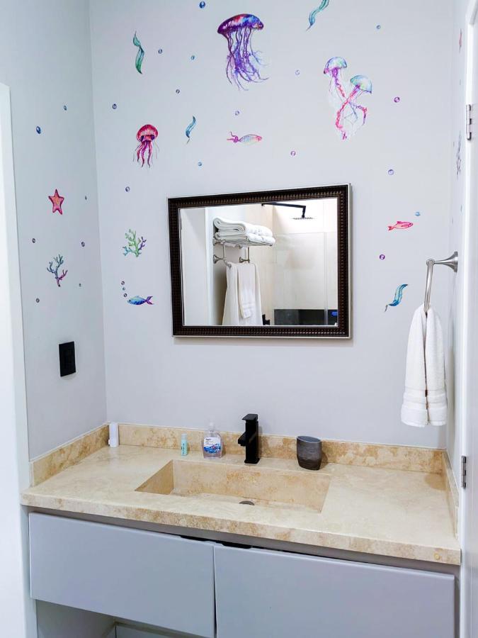 Modern Zona Dorado In Apartment