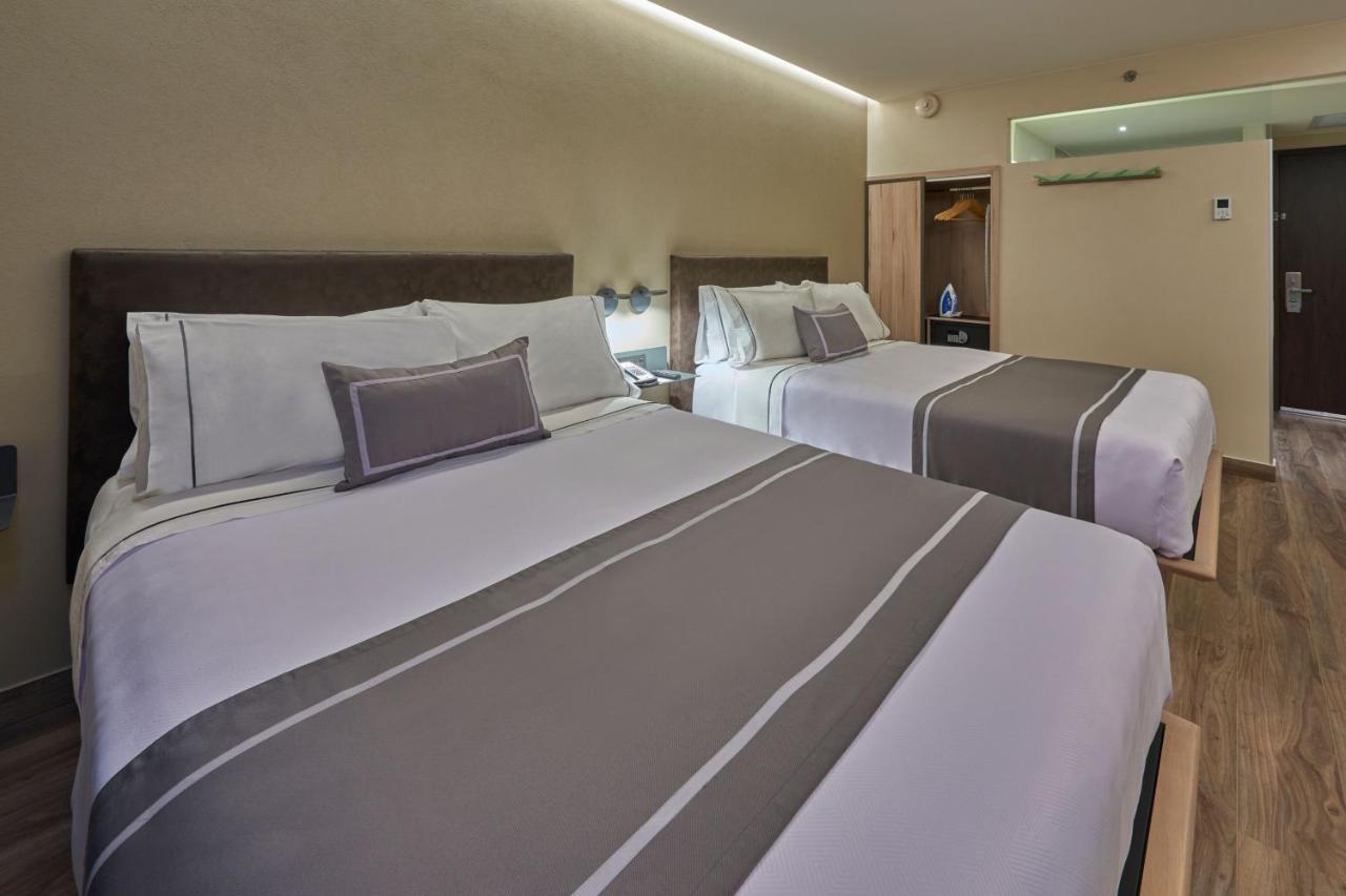 Hotel Express By Marriott Mazatlán