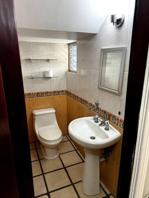 Casa Enfrente Del Mar Y Malecon! Holiday home