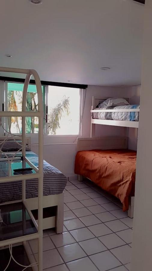 Marina Del Sol - Beautiful 2 Bdrm Sleeps 8 -ocean Front *