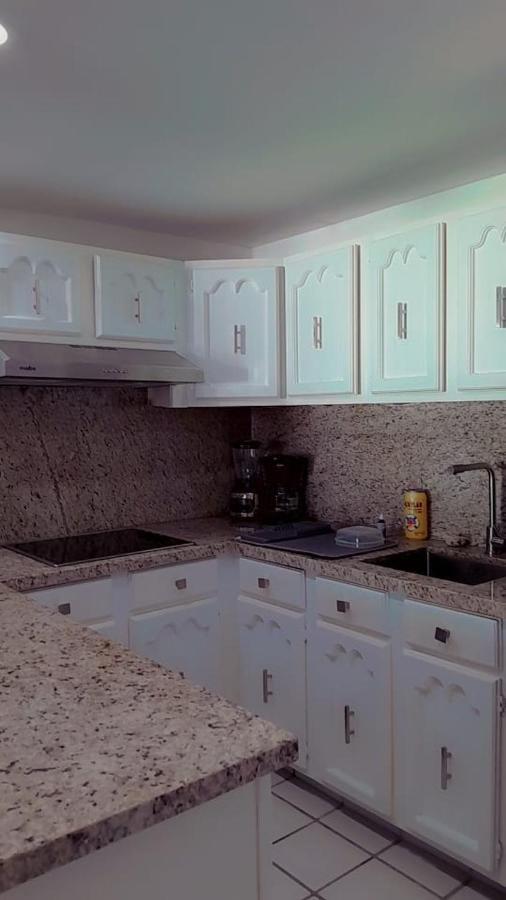 Marina Del Sol - Beautiful 2 Bdrm Sleeps 8 -ocean Front Apartment Mazatlan