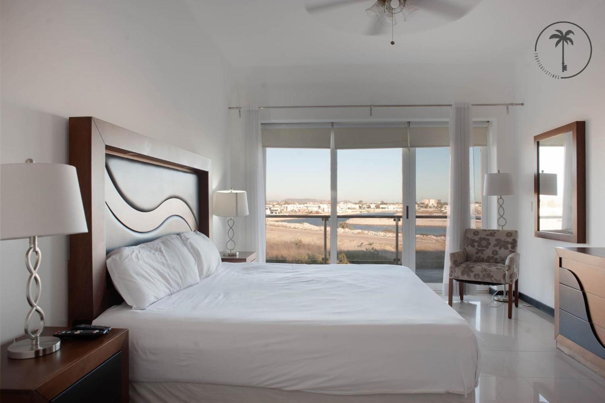 Spacious With Pool Facing The Ocean In - Marina * Mazatlan