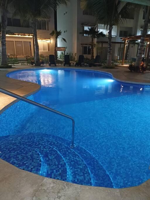 Departamento Planta Baja, A 1 Minuto De La Playa. Apartamento Mazatlán