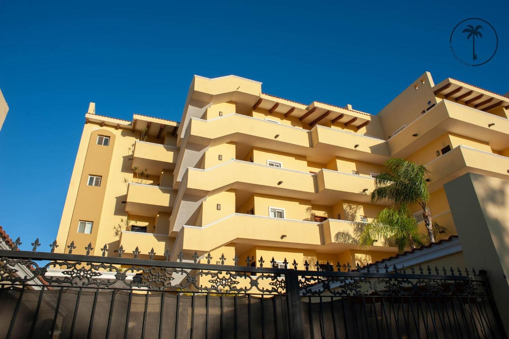 Apartment Spacious With Pool Facing The Ocean In - Marina Mazatlan
