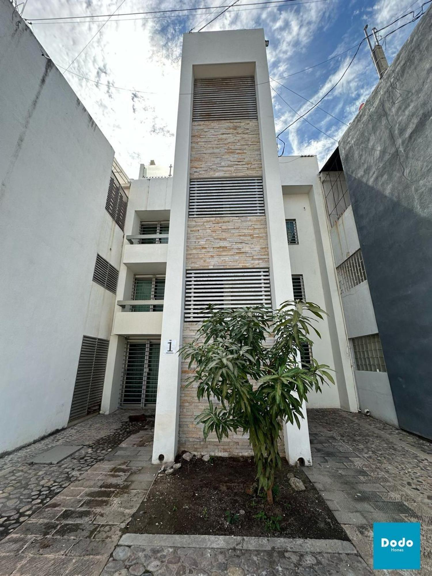 Torre Con Alberca A 1 Cuadra De La Playa * Mazatlan