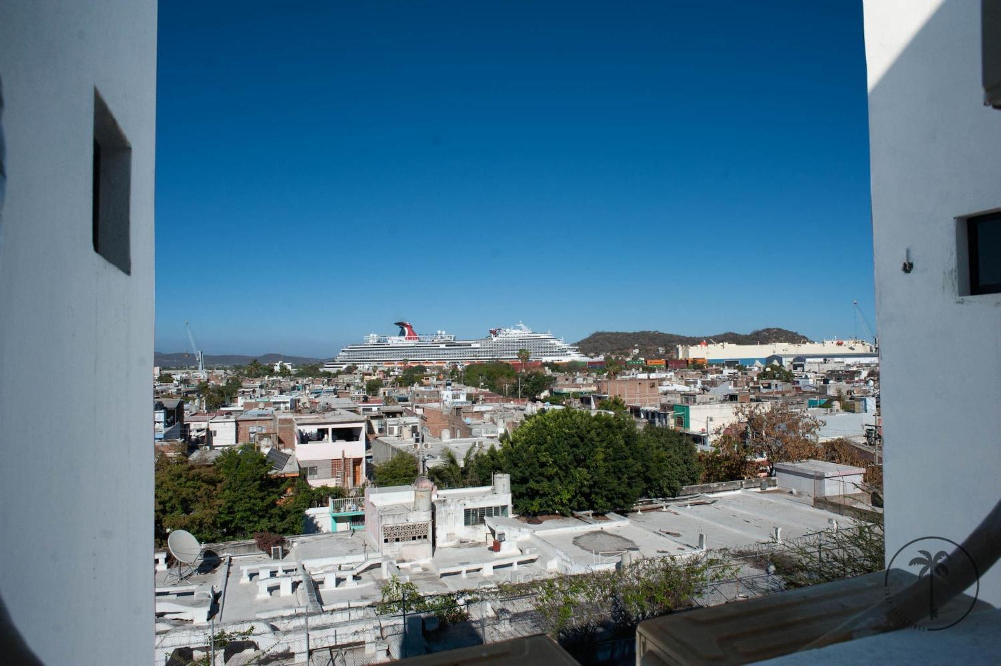 Apartamento Comfy With Stylish Furnishings & Private Balcony - Antigua *