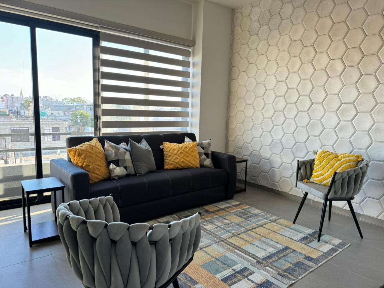 Apartment In El Centro Near Malecon! *