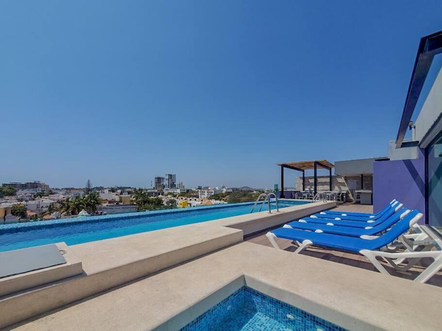 Bonito Zona Dorada Con Piscina Y Cochera Apartment