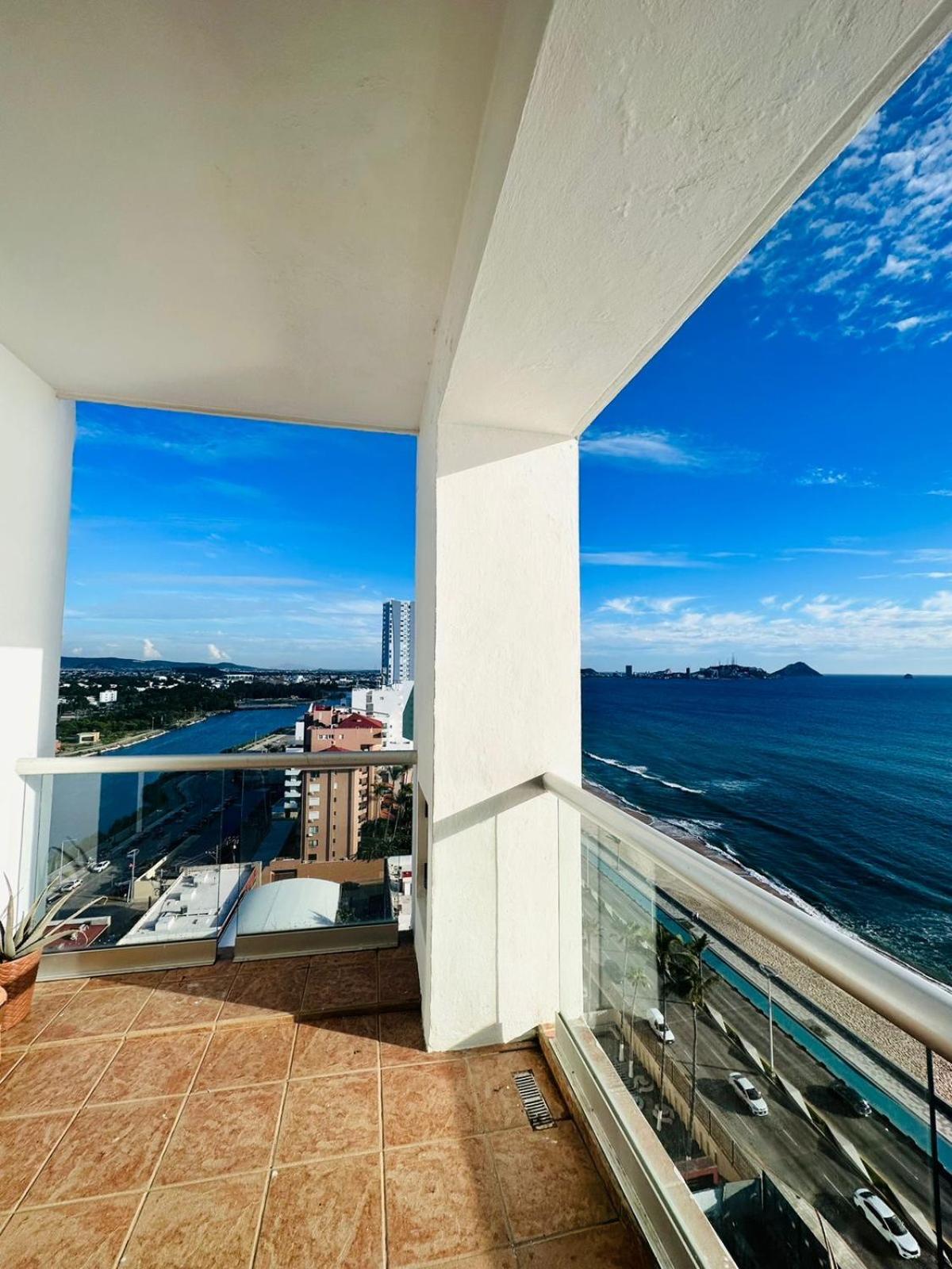 Apartment *departamento De Lujo En Horizon Sobre El Malecon*