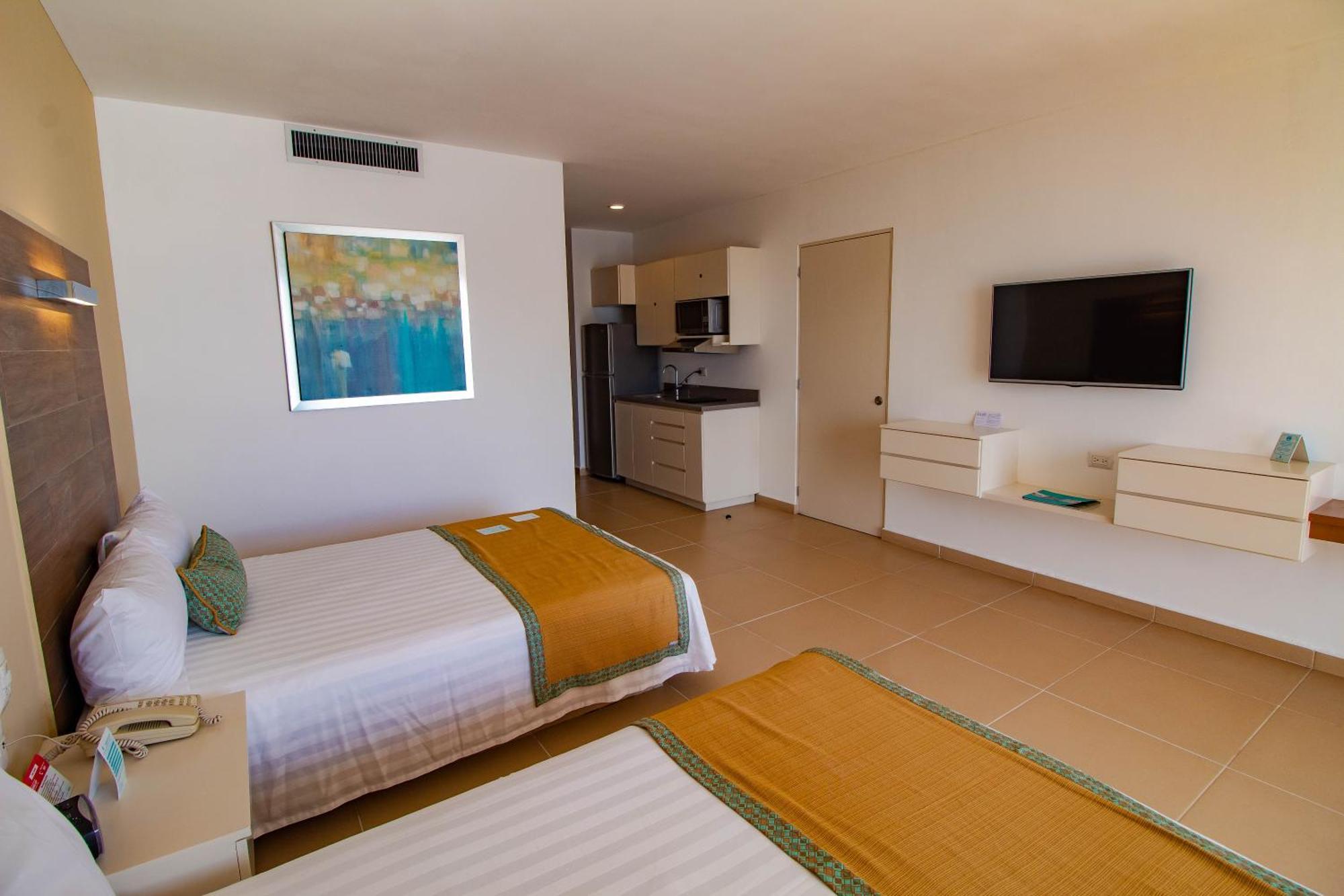 Pacific Palace Tower 4*
