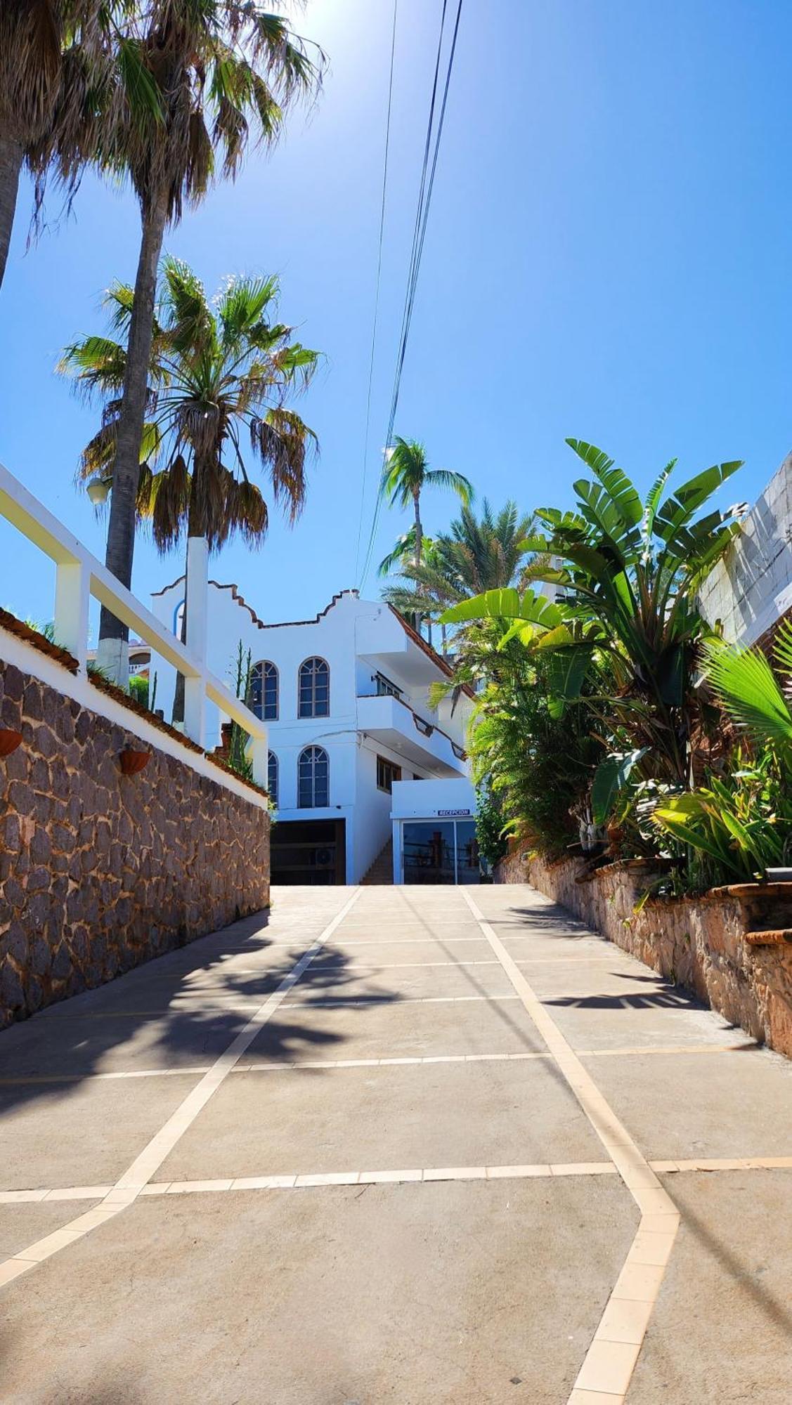 Hill House - * Mazatlan
