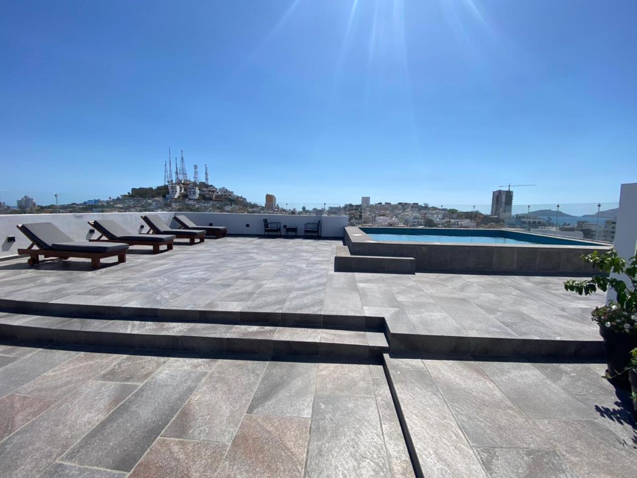 Apartment In El Centro Near Malecon!