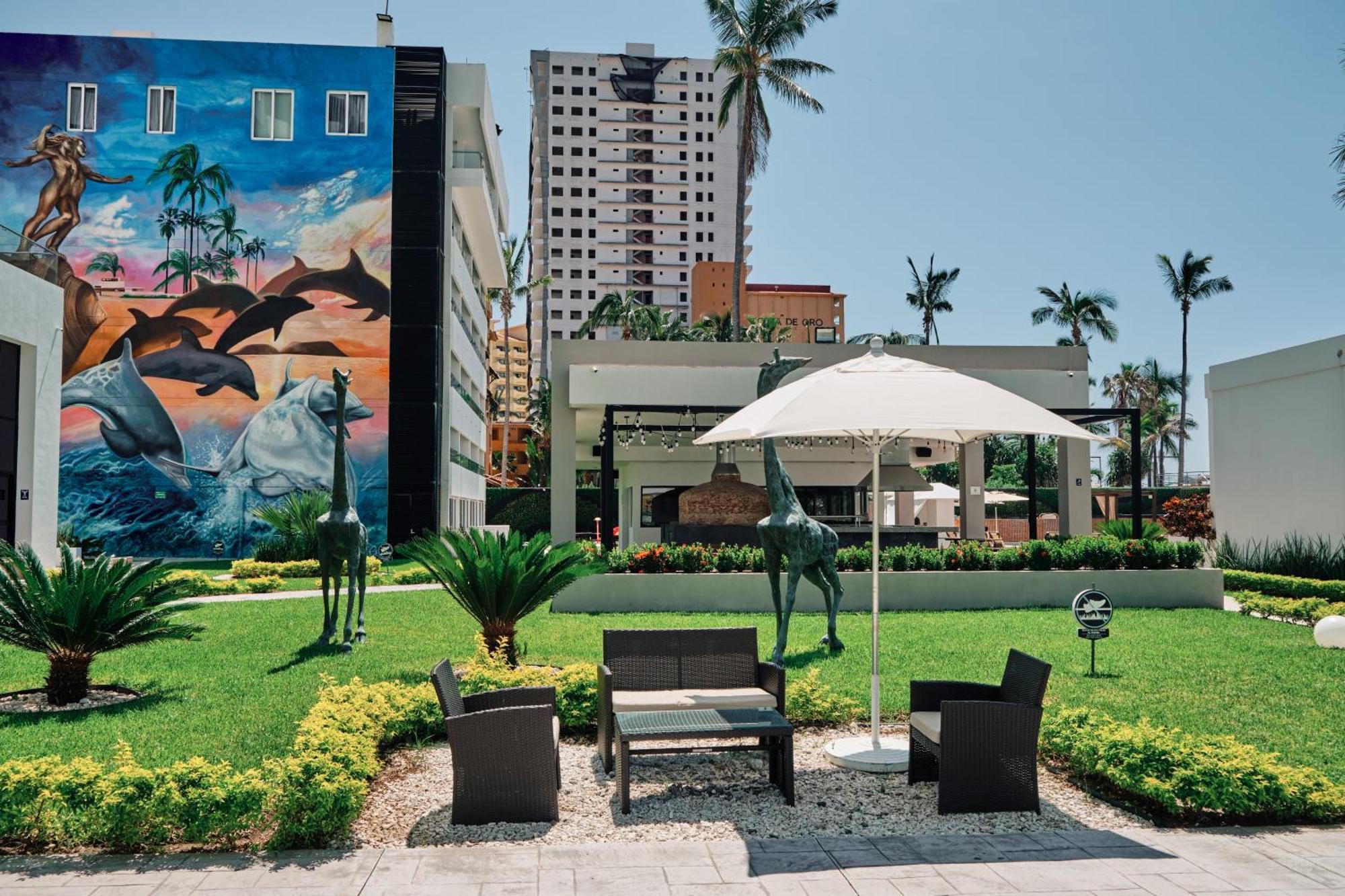 The At 5* Mazatlan