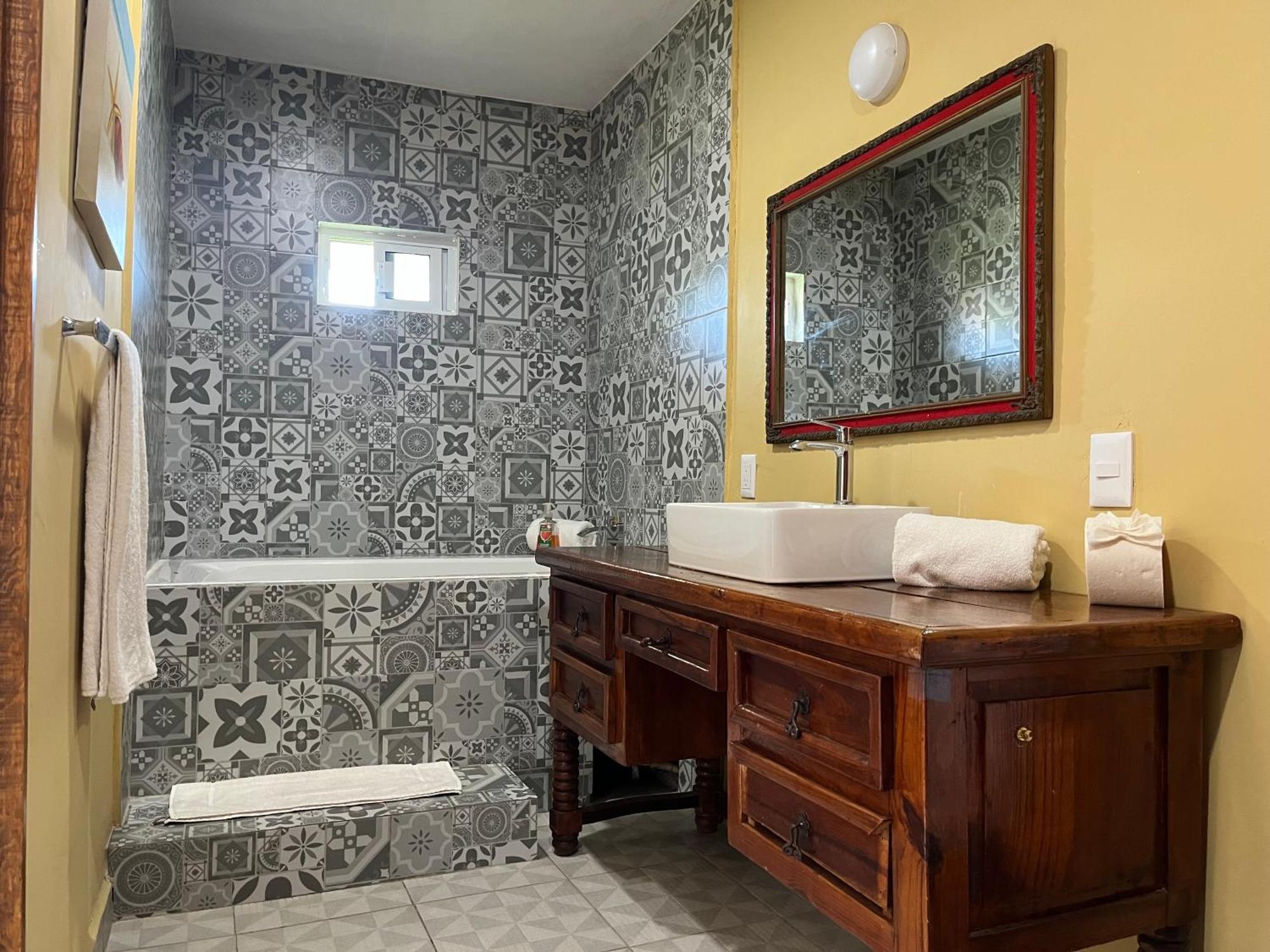 Homestay Casa Belisario - Pet Friendly Mazatlan